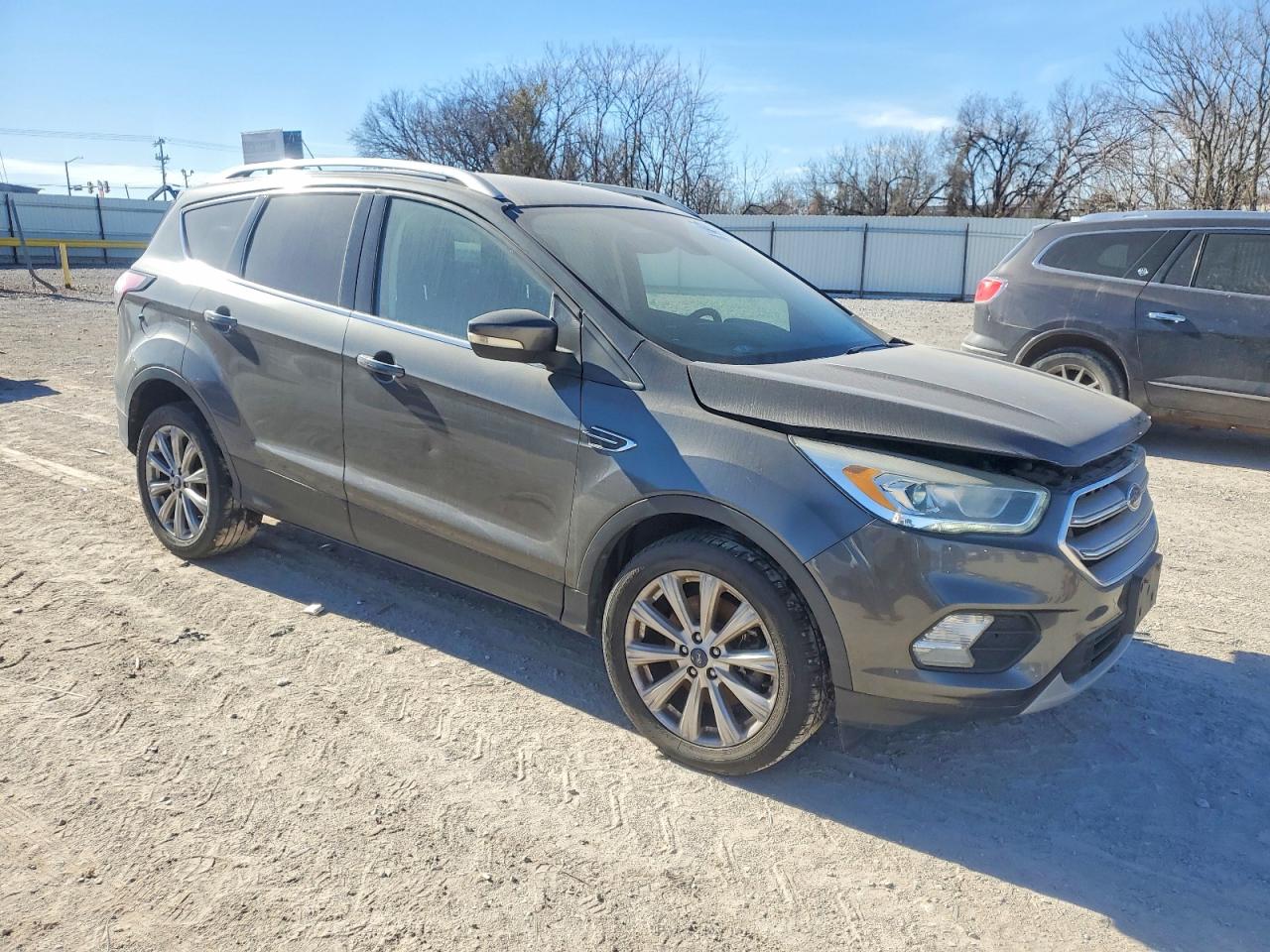 2017 FORD ESCAPE TITANIUM photo 4