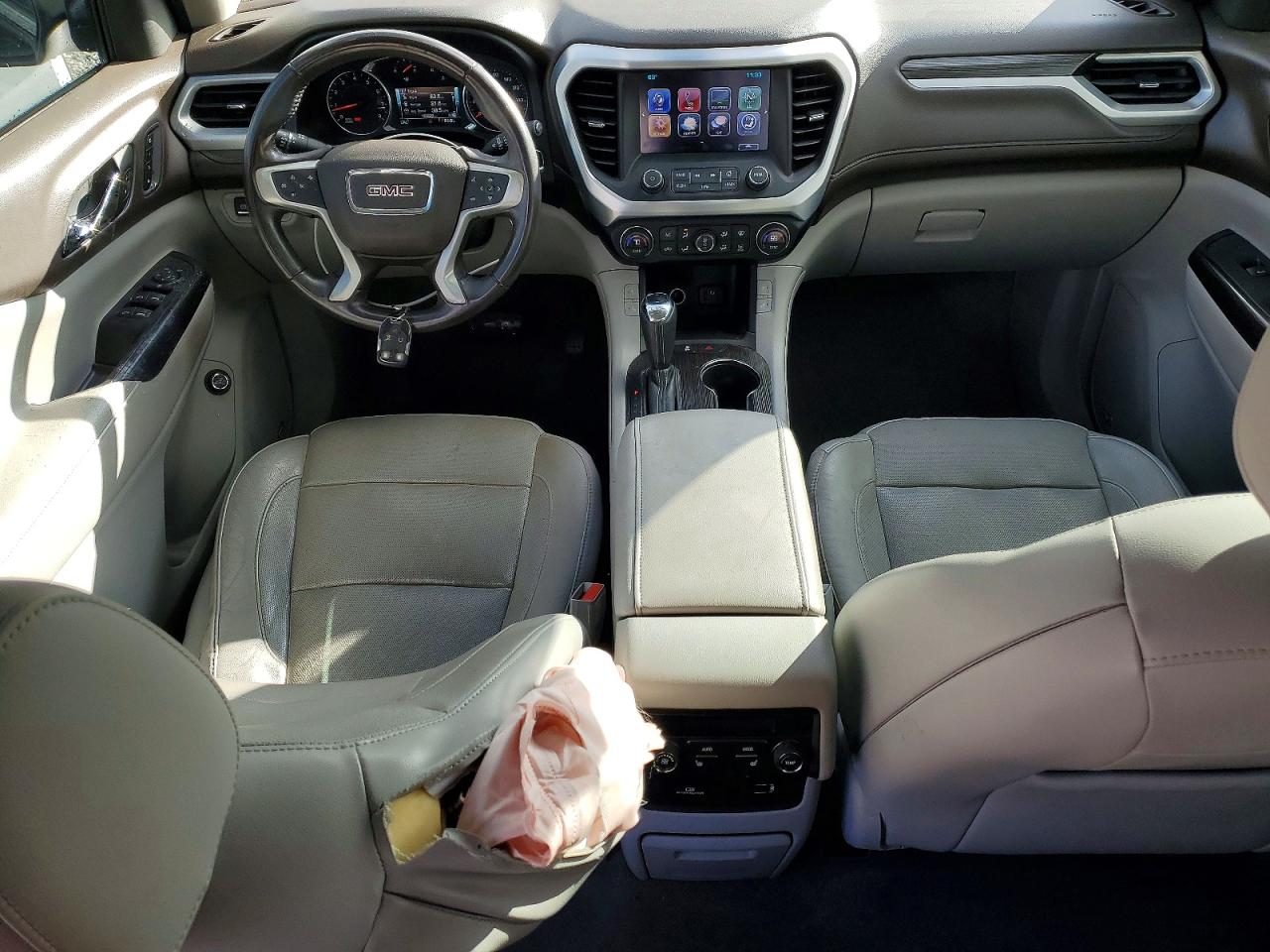 2017 GMC ACADIA SLT-2 photo 8