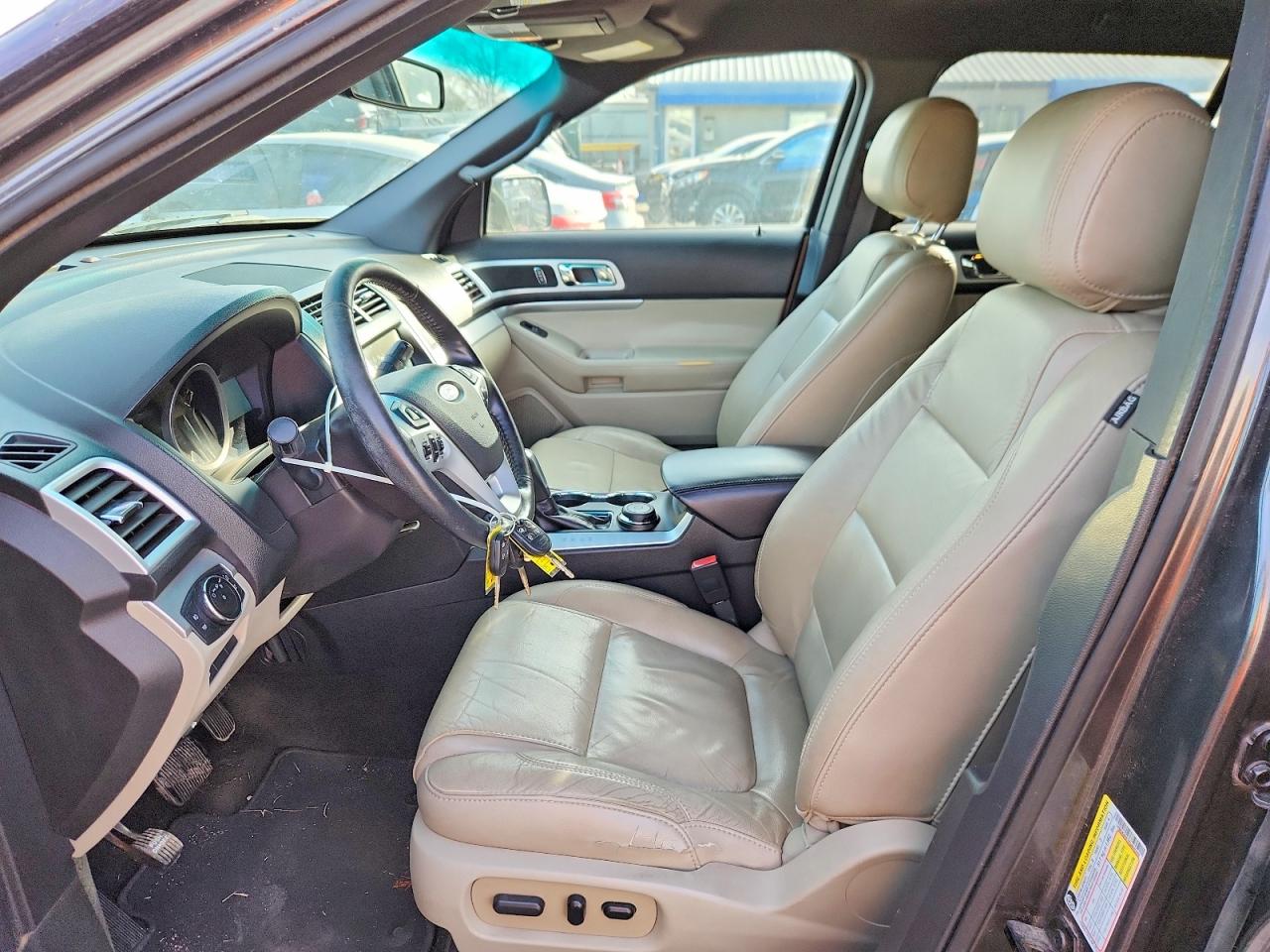 2015 FORD EXPLORER XLT photo 7