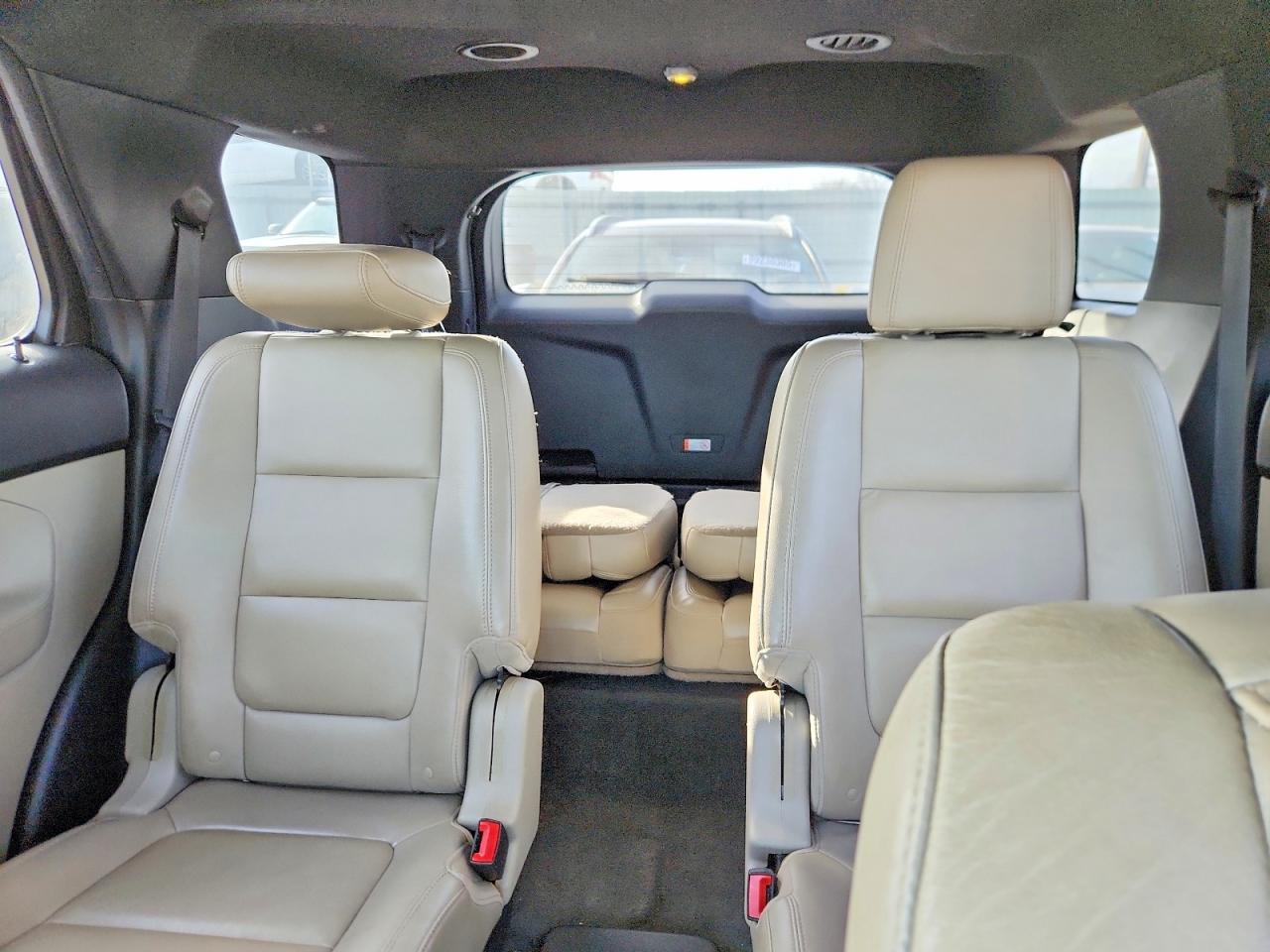 2015 FORD EXPLORER XLT photo 10
