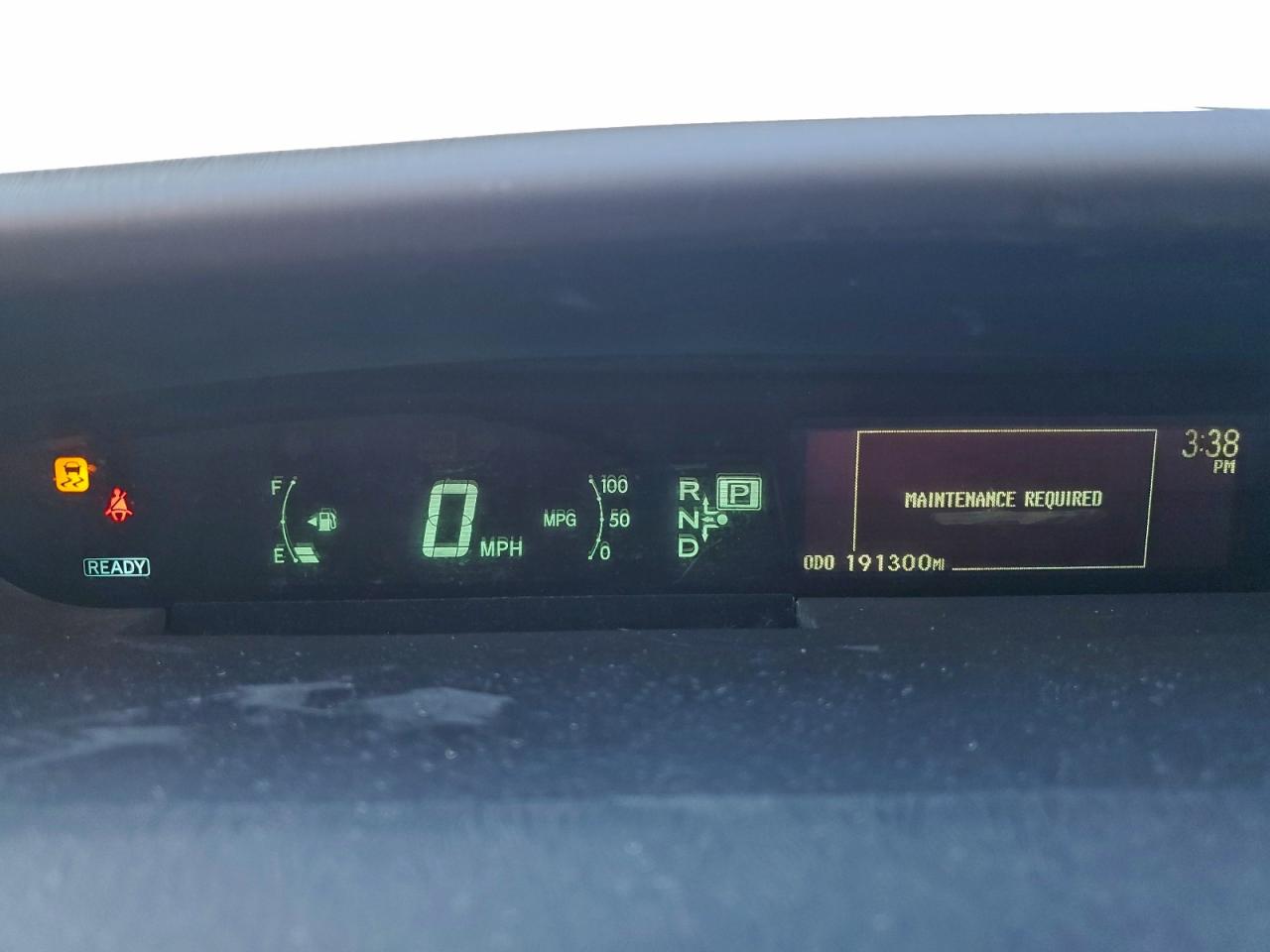 2014 TOYOTA PRIUS photo 9