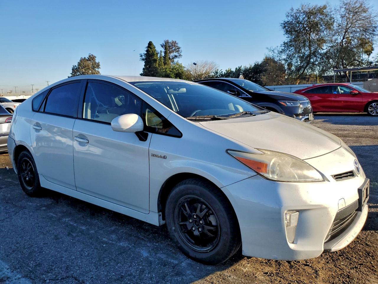 2014 TOYOTA PRIUS photo 4