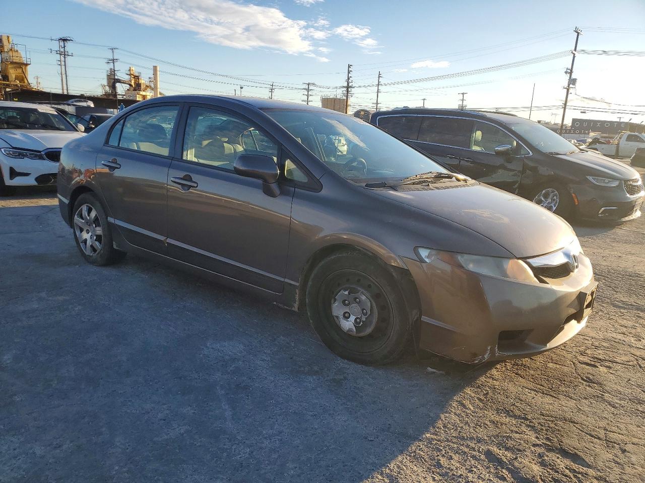 2011 HONDA CIVIC LX photo 4