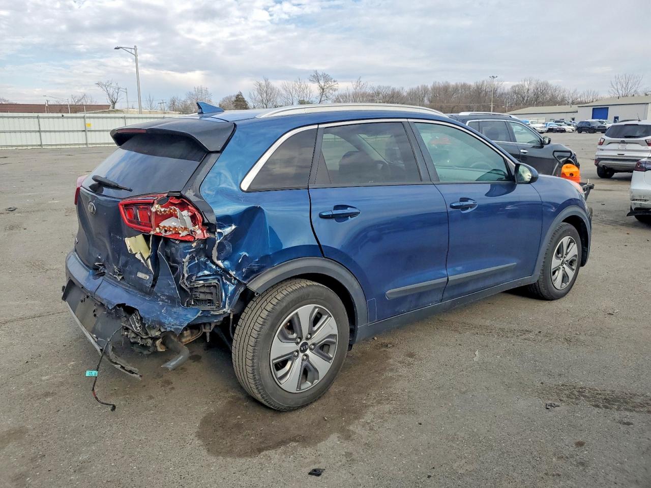 2019 KIA NIRO FE photo 3
