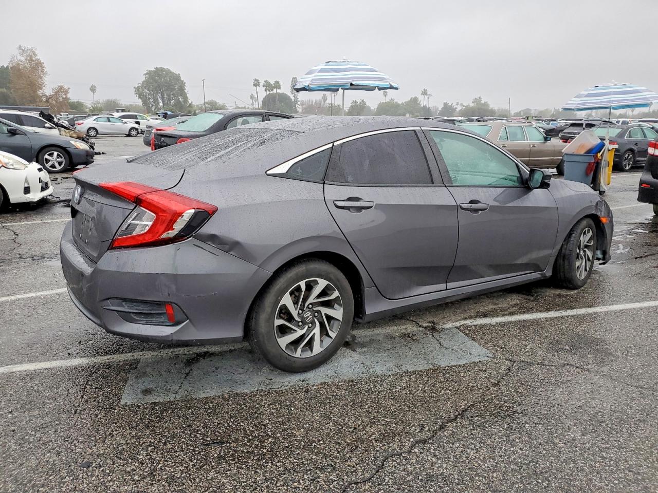 2016 HONDA CIVIC EX photo 3