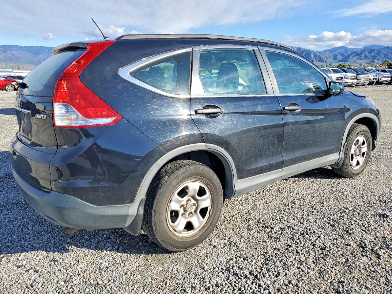 2014 HONDA CR-V LX photo 7