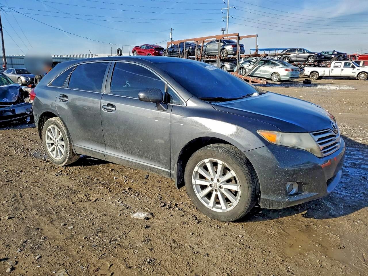 2010 TOYOTA VENZA photo 4