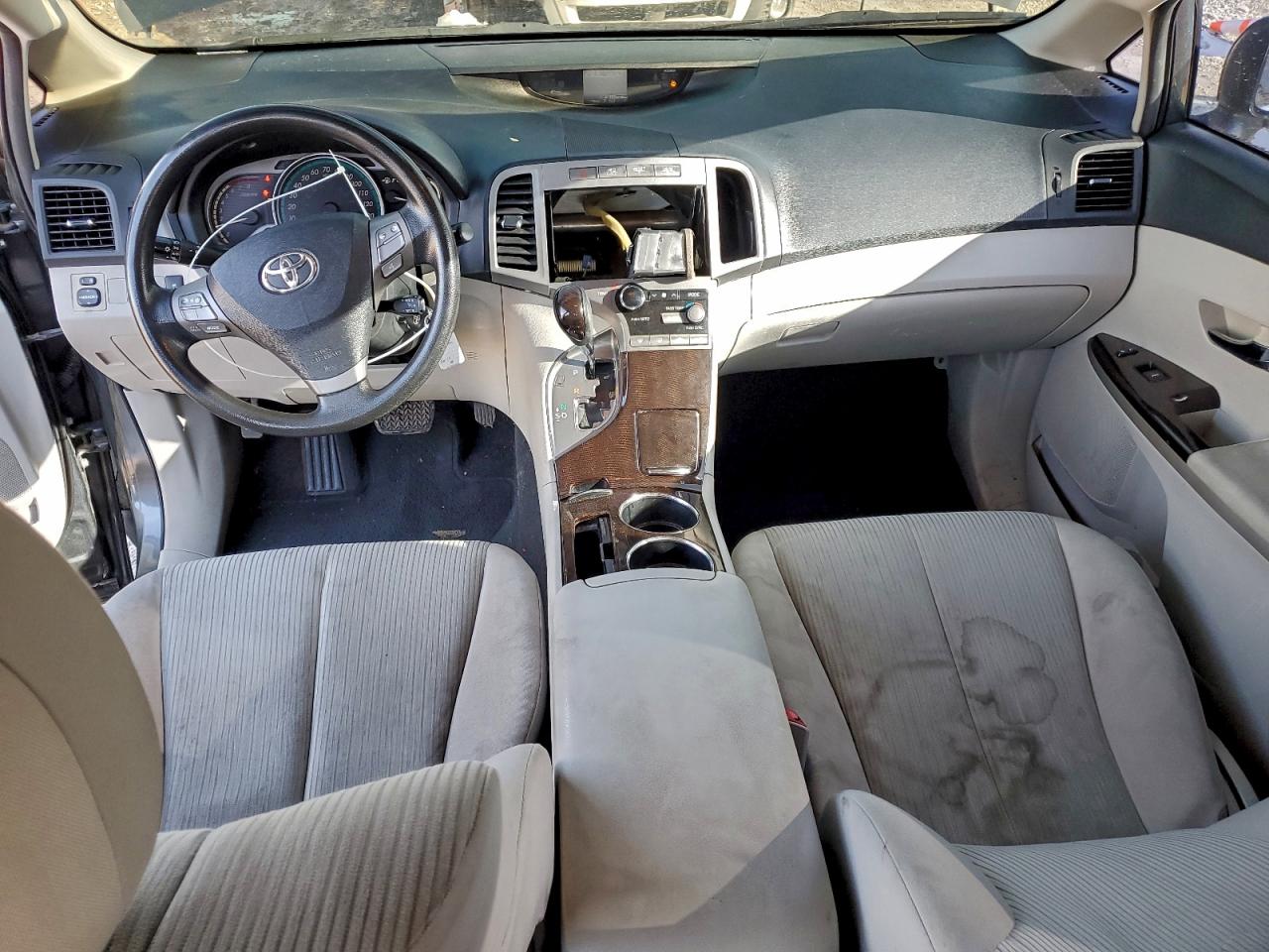 2010 TOYOTA VENZA photo 8