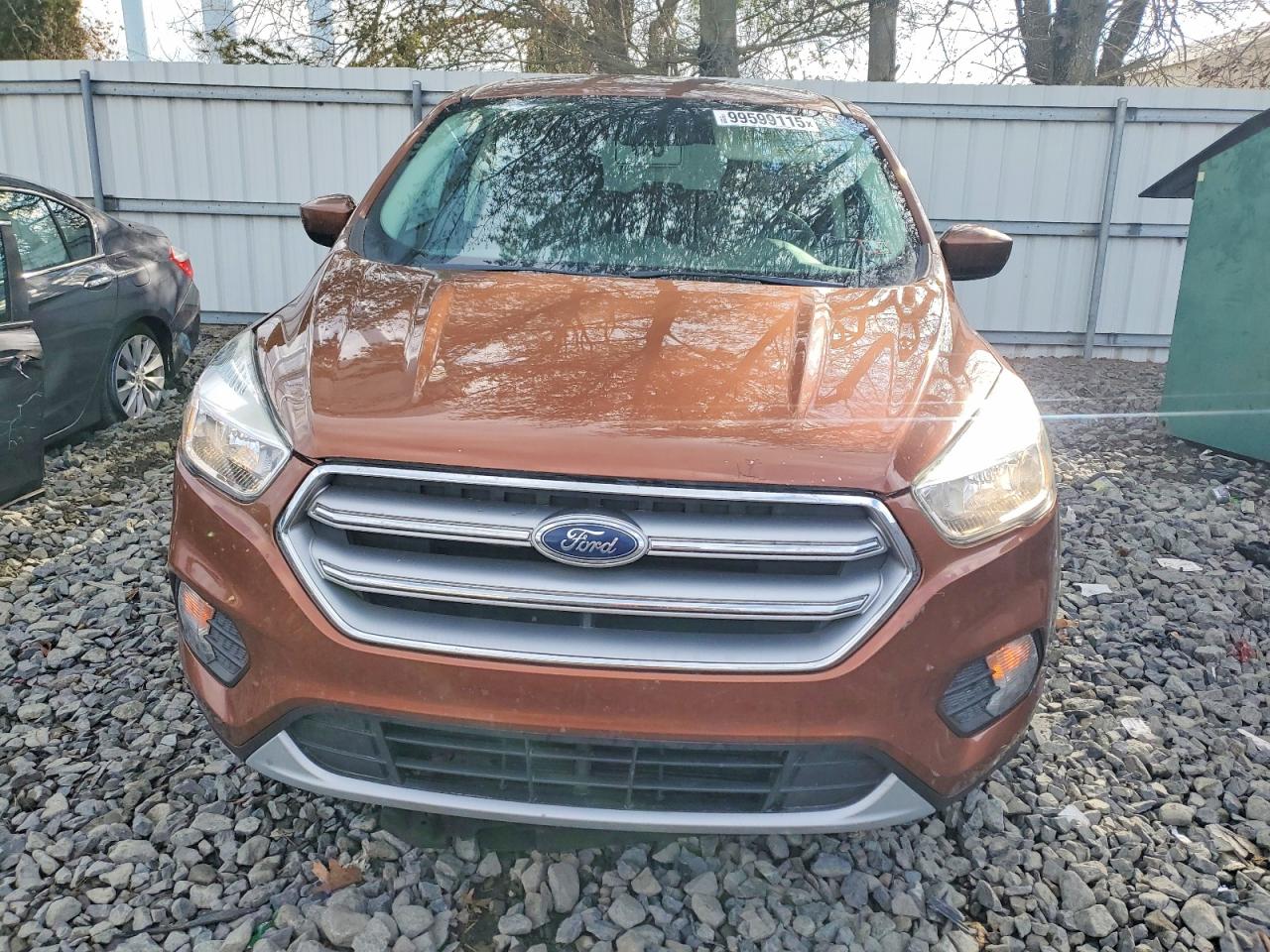2017 FORD ESCAPE SE photo 5