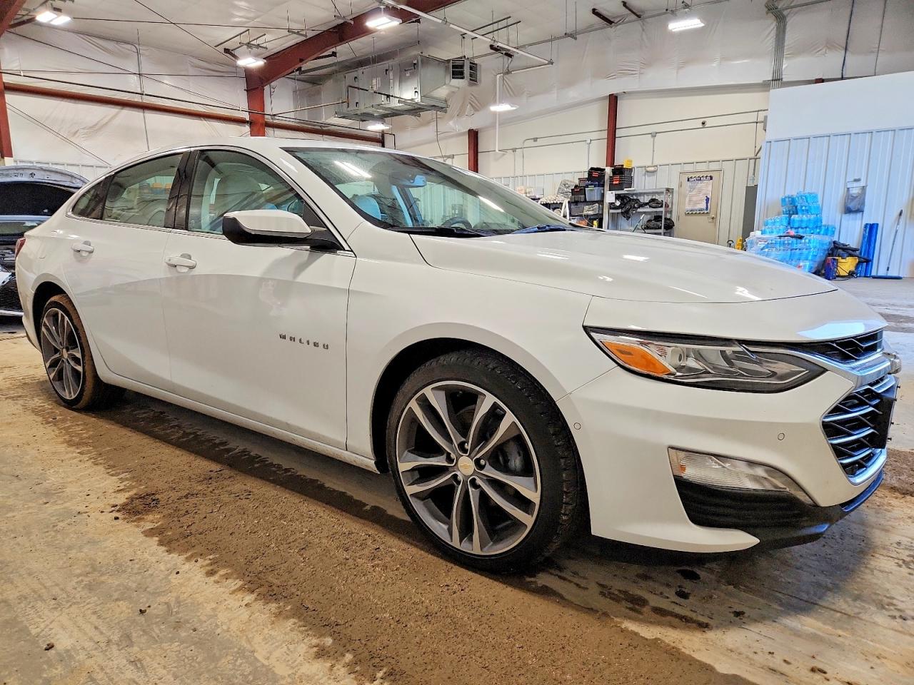 2023 CHEVROLET MALIBU PREMIER photo 4