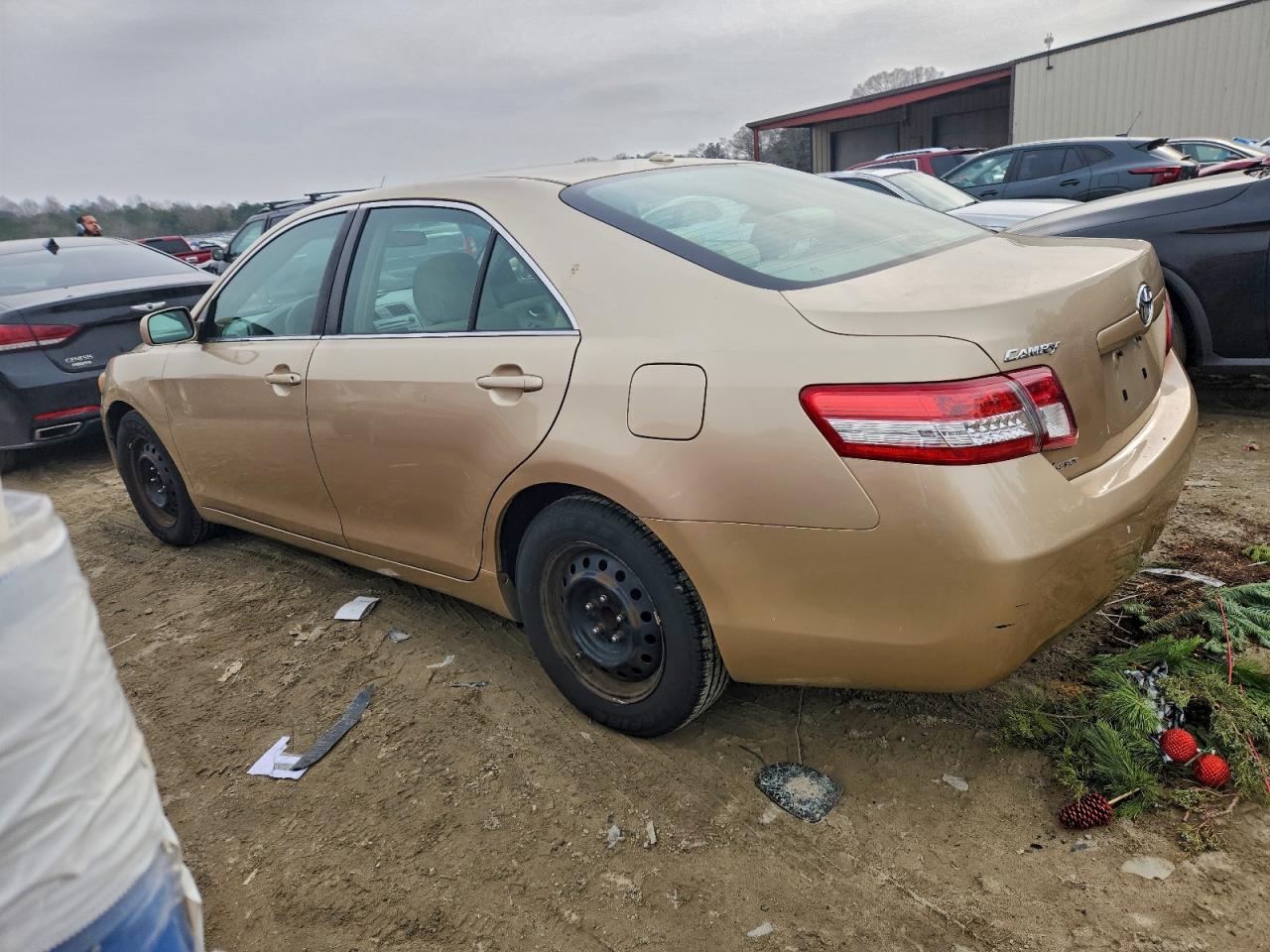 2010 TOYOTA CAMRY BASE photo 2