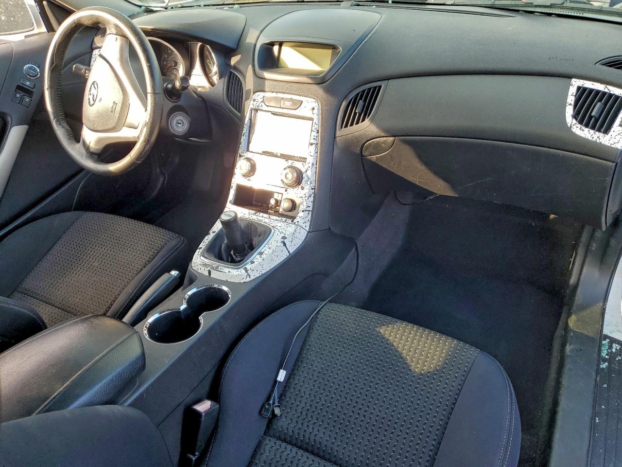 2010 HYUNDAI GENESIS COUPE 2.0T photo 8
