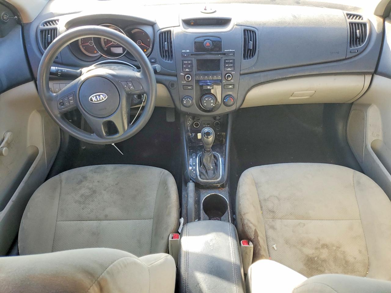2013 KIA FORTE LX photo 8