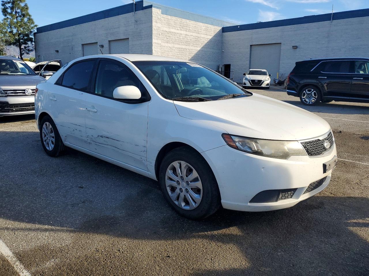 2013 KIA FORTE LX photo 4