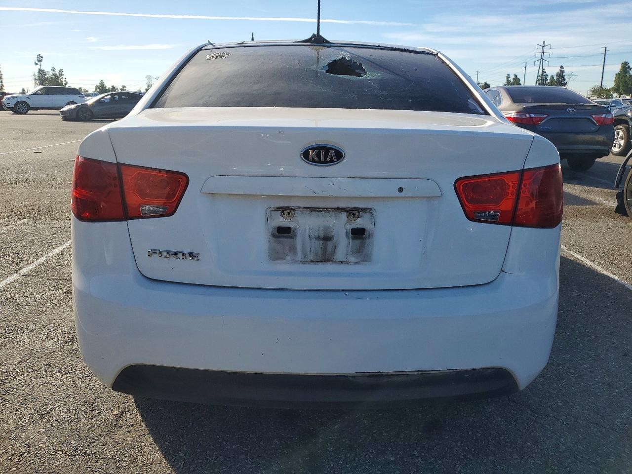 2013 KIA FORTE LX photo 6