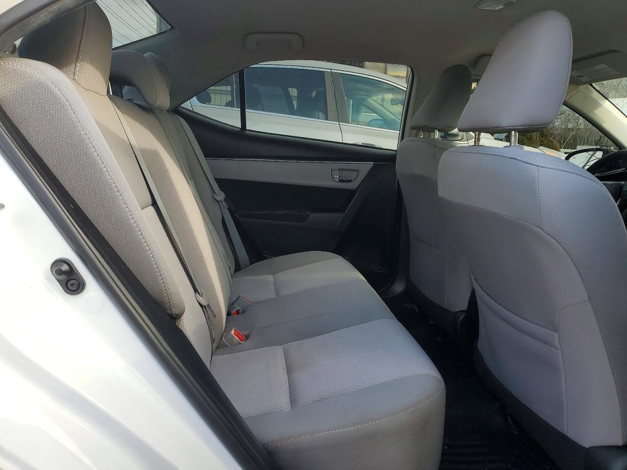 2014 TOYOTA COROLLA photo 19