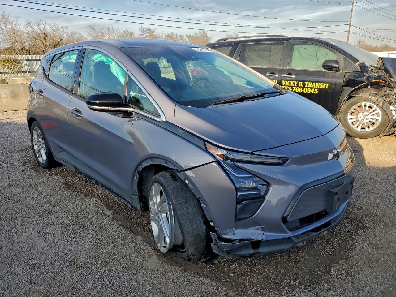 2023 CHEVROLET BOLT EV 1LT photo 4