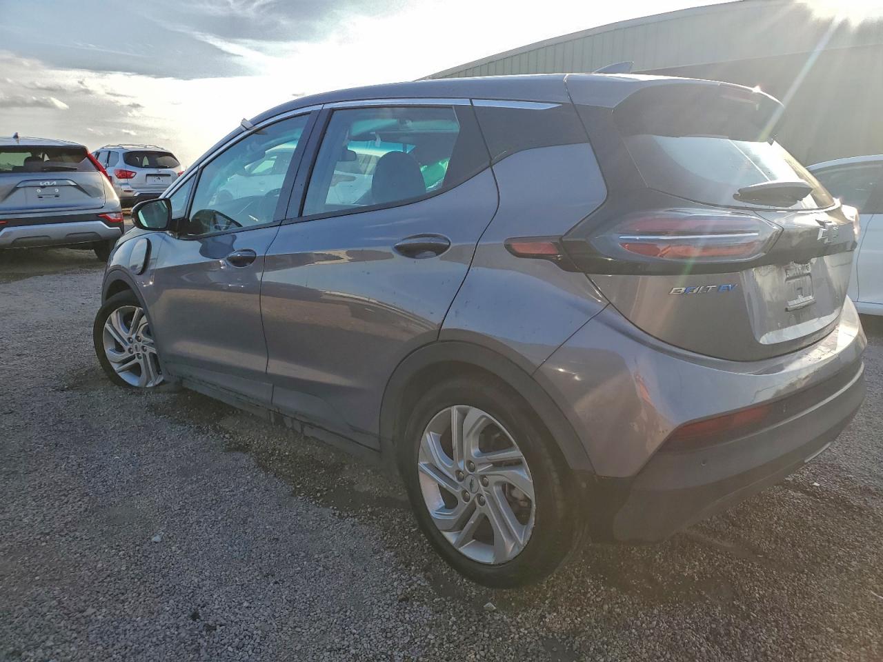 2023 CHEVROLET BOLT EV 1LT photo 2