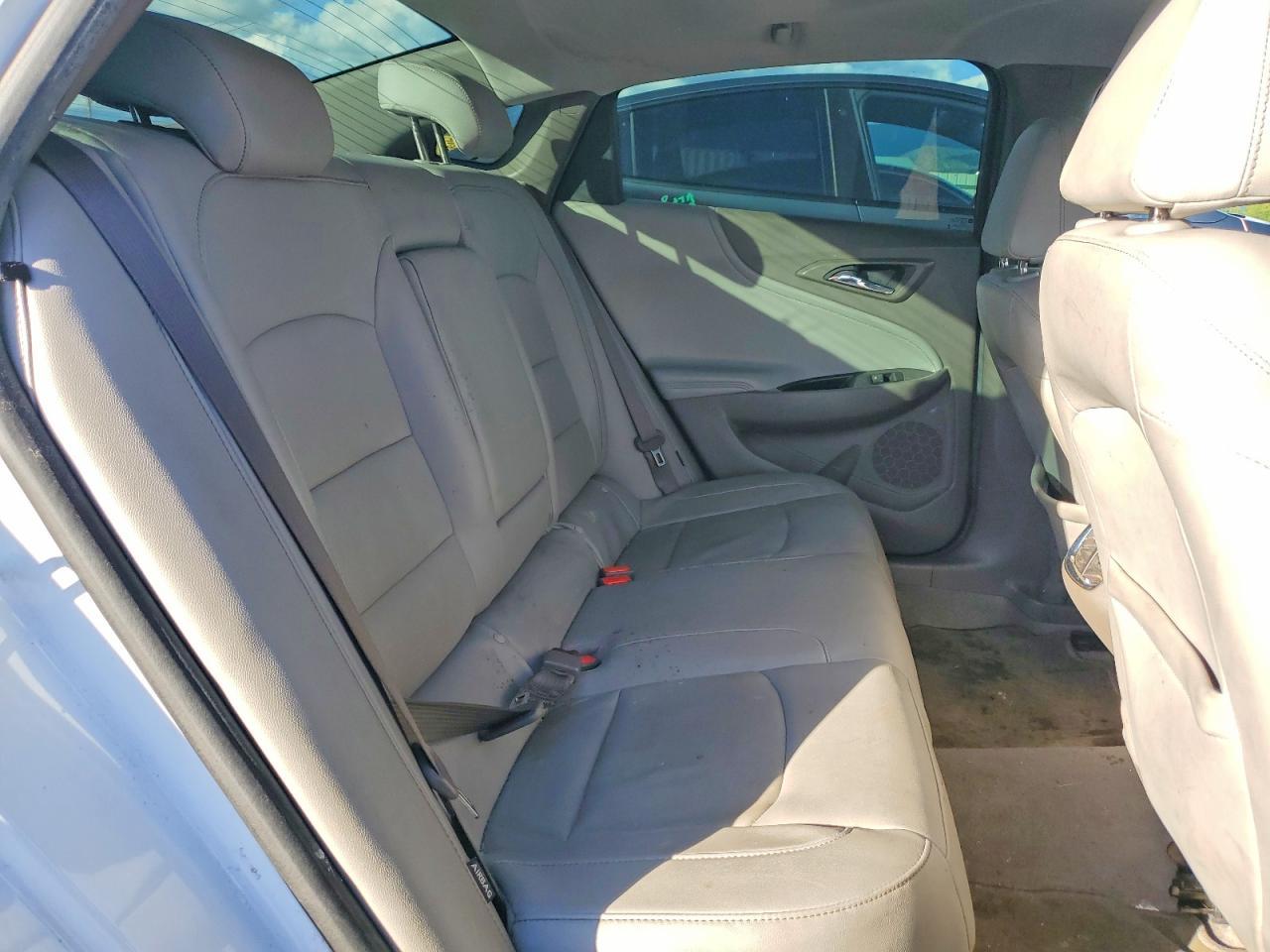 2016 CHEVROLET MALIBU HYBRID photo 10