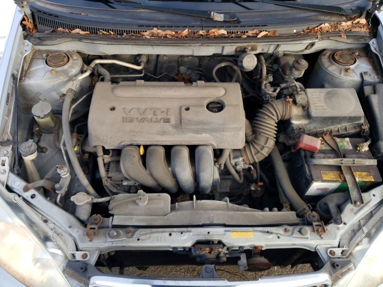 2005 TOYOTA COROLLA photo 11