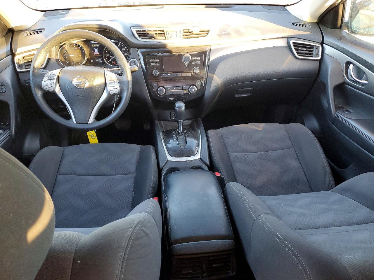 2016 NISSAN ROGUE S photo 8