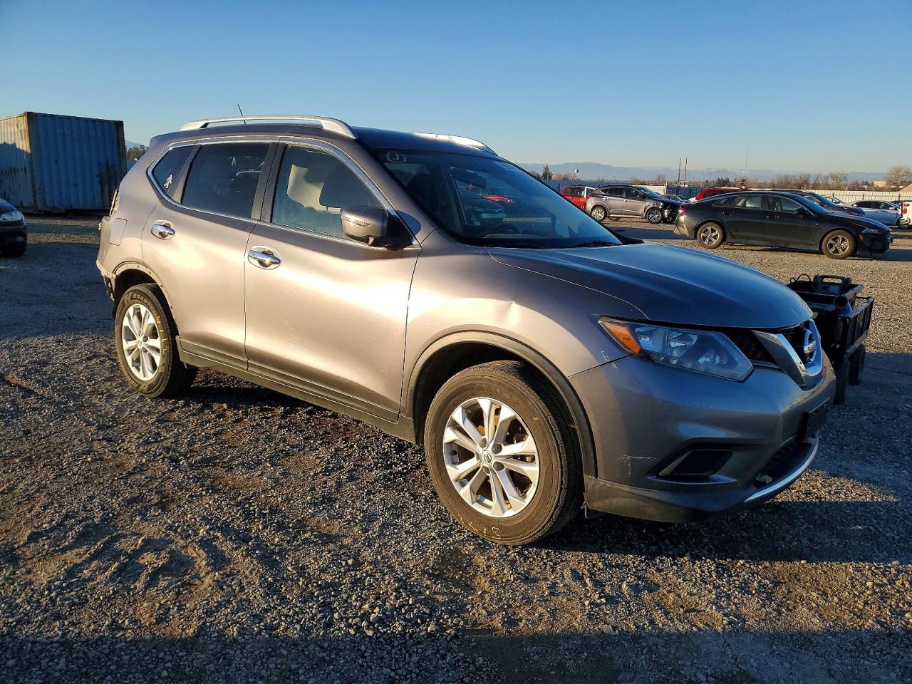 2016 NISSAN ROGUE S photo 4