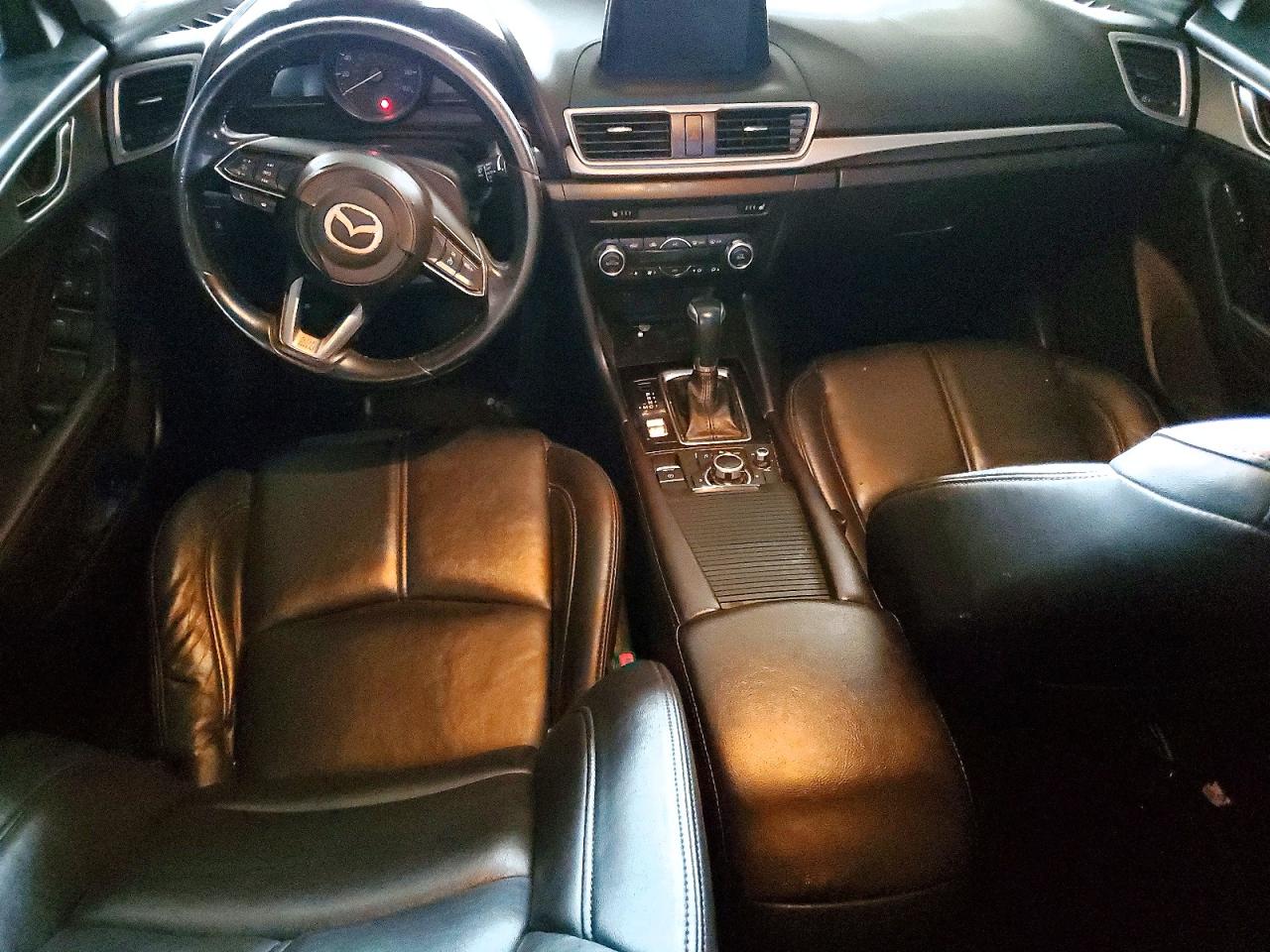 2017 MAZDA 3 TOURING photo 8