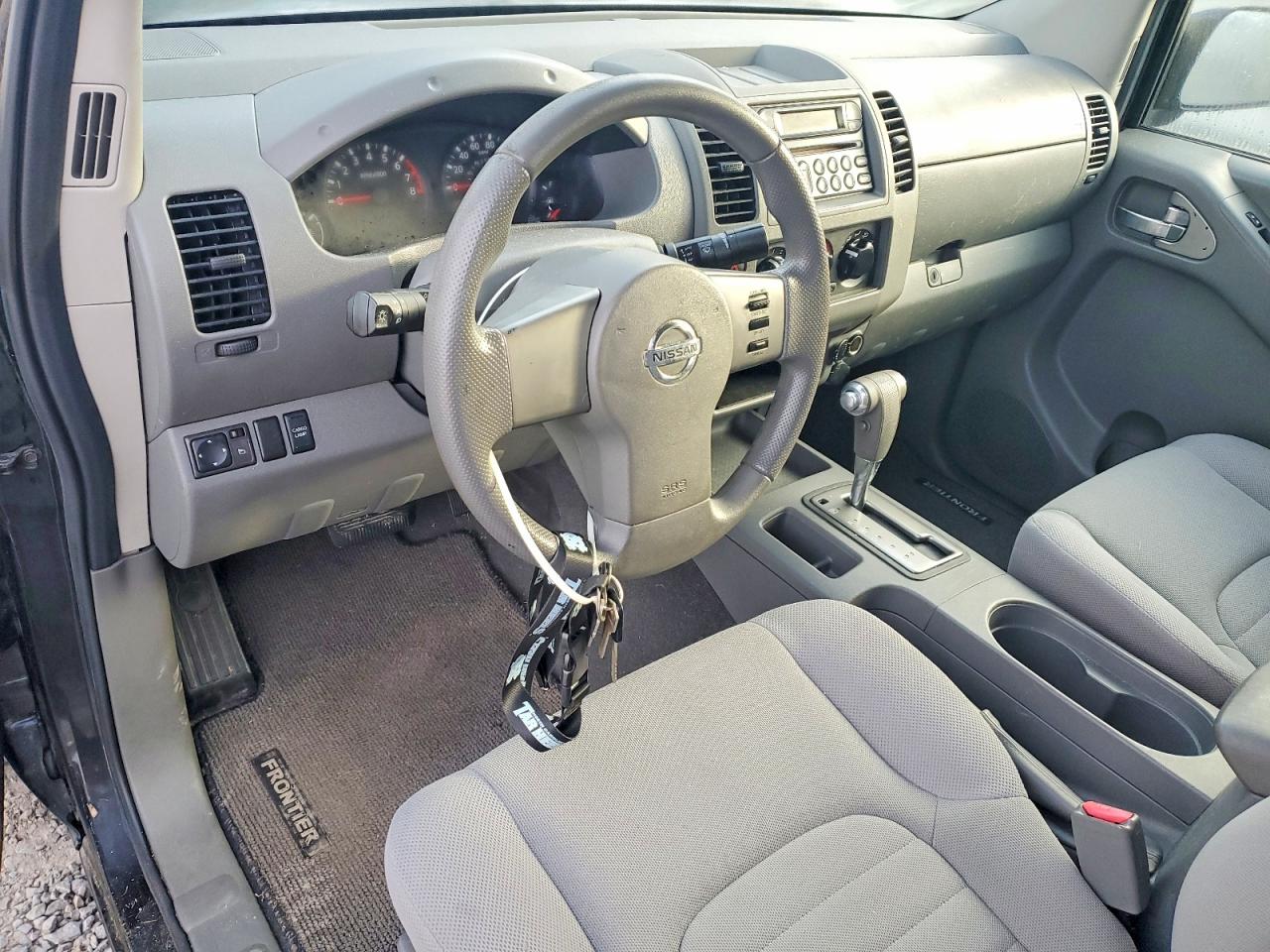 2007 NISSAN FRONTIER XE photo 8