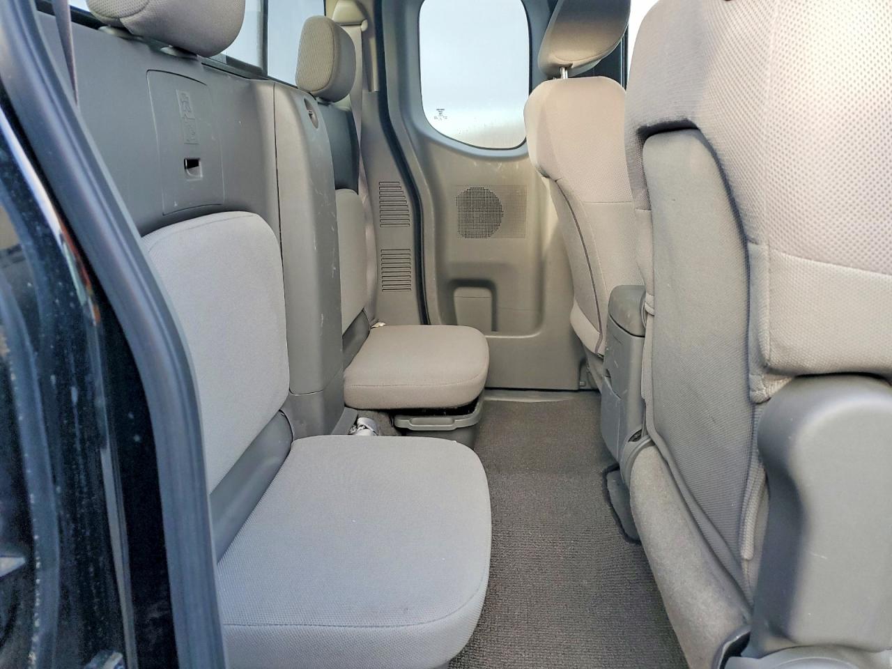 2007 NISSAN FRONTIER XE photo 10