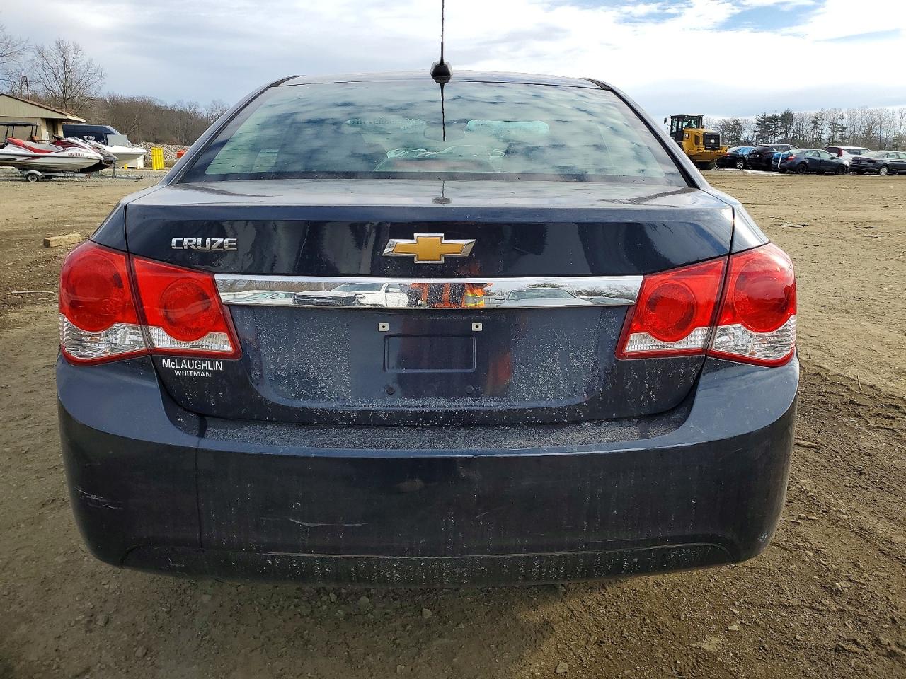 2016 CHEVROLET CRUZE LIMITED LS photo 6