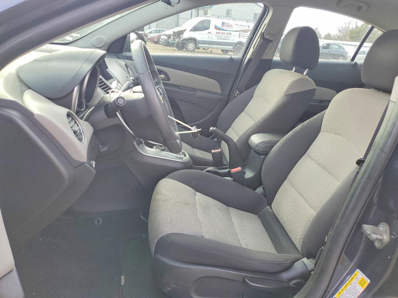 2016 CHEVROLET CRUZE LIMITED LS photo 7