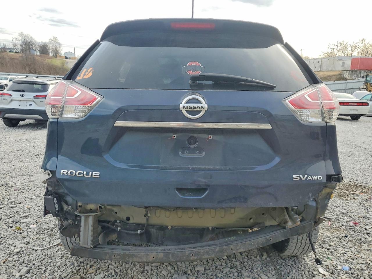 2016 NISSAN ROGUE S photo 11