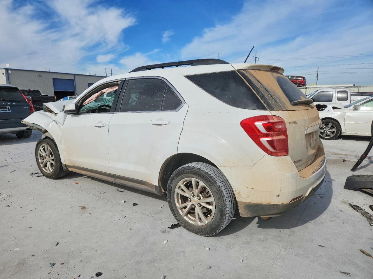2017 CHEVROLET EQUINOX LT photo 2