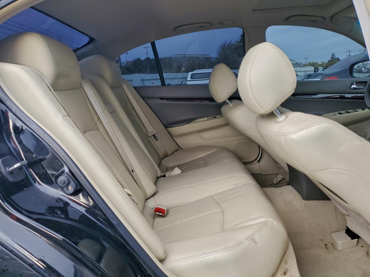 2013 INFINITI G37 BASE photo 10