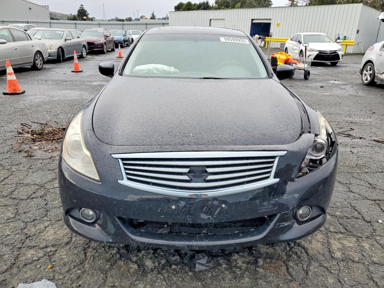 2013 INFINITI G37 BASE photo 5