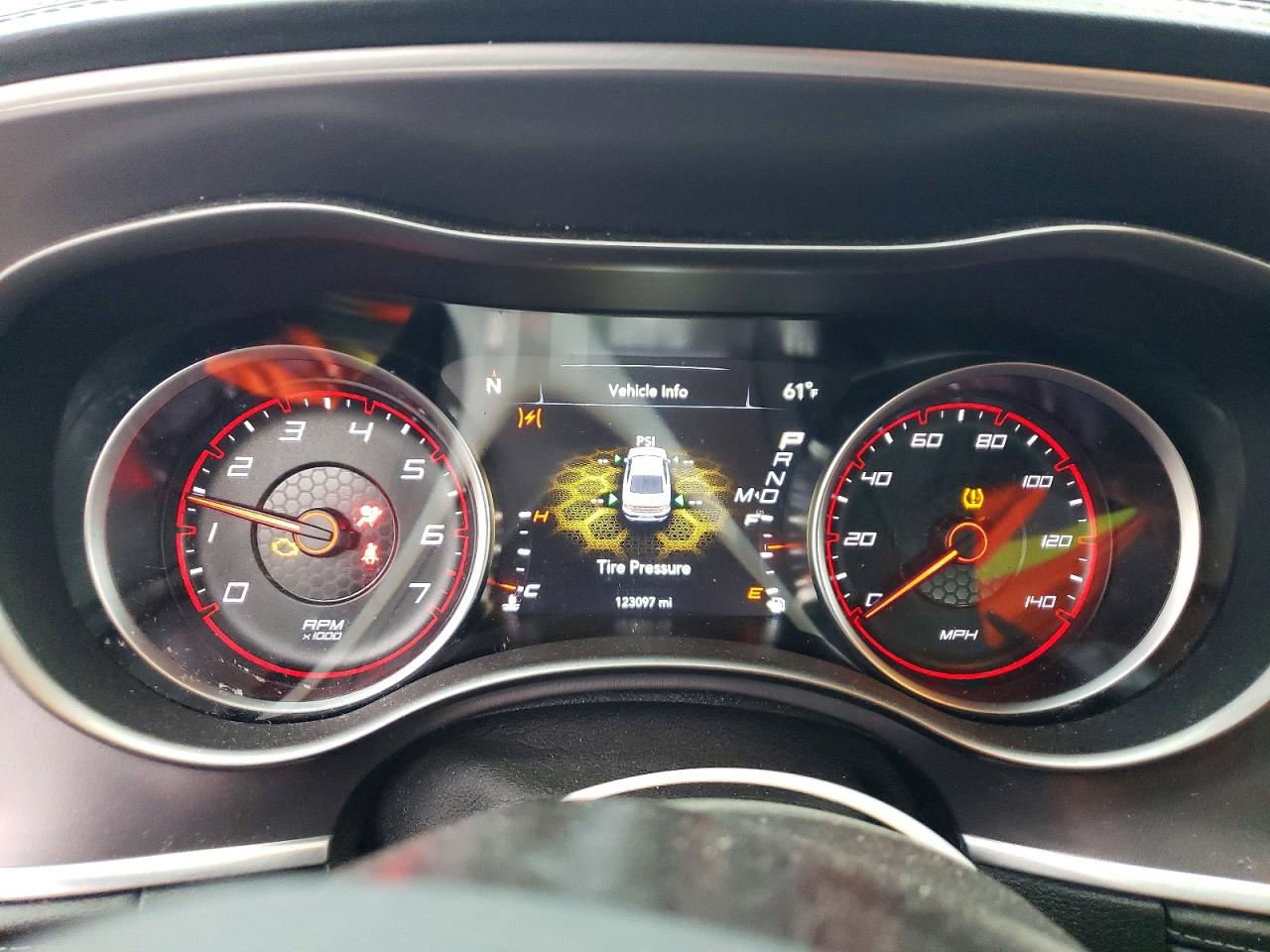 2020 DODGE CHARGER SXT photo 9