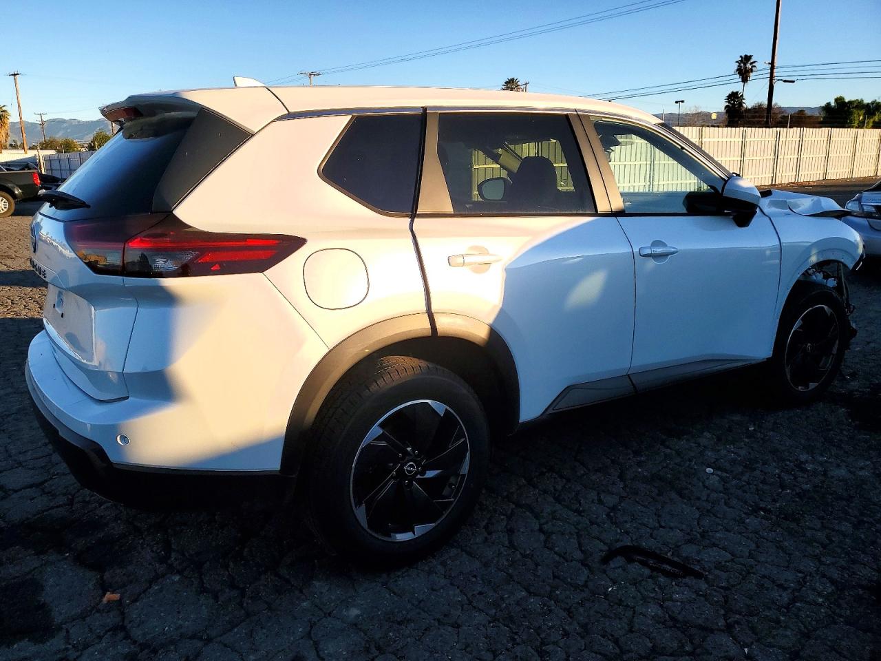 2025 NISSAN ROGUE SV photo 5