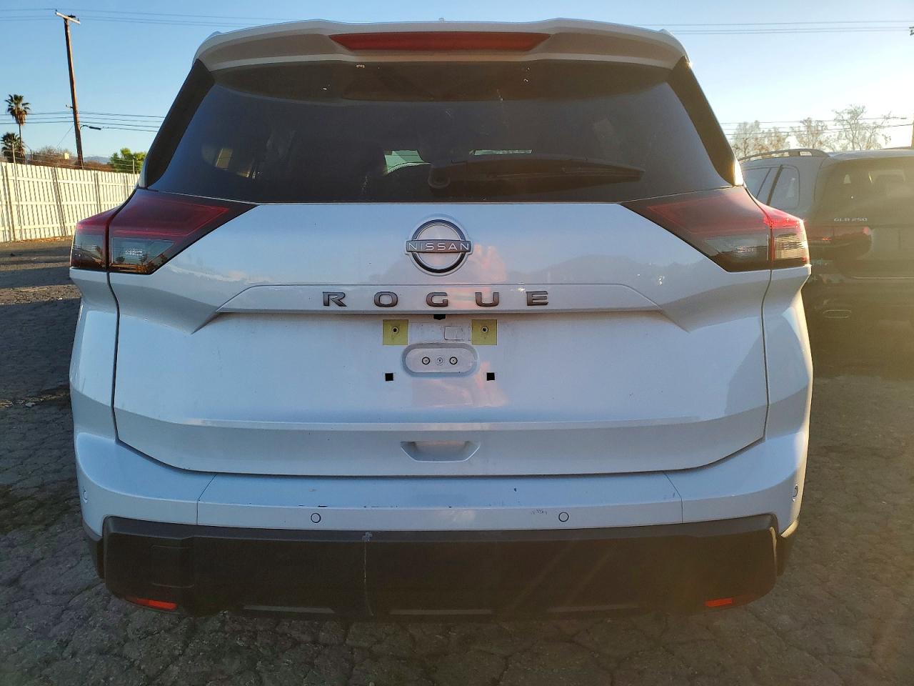 2025 NISSAN ROGUE SV photo 11