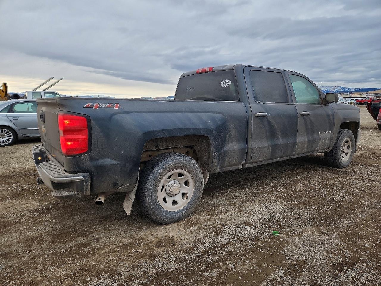 2017 CHEVROLET SILVERADO K1500 photo 3