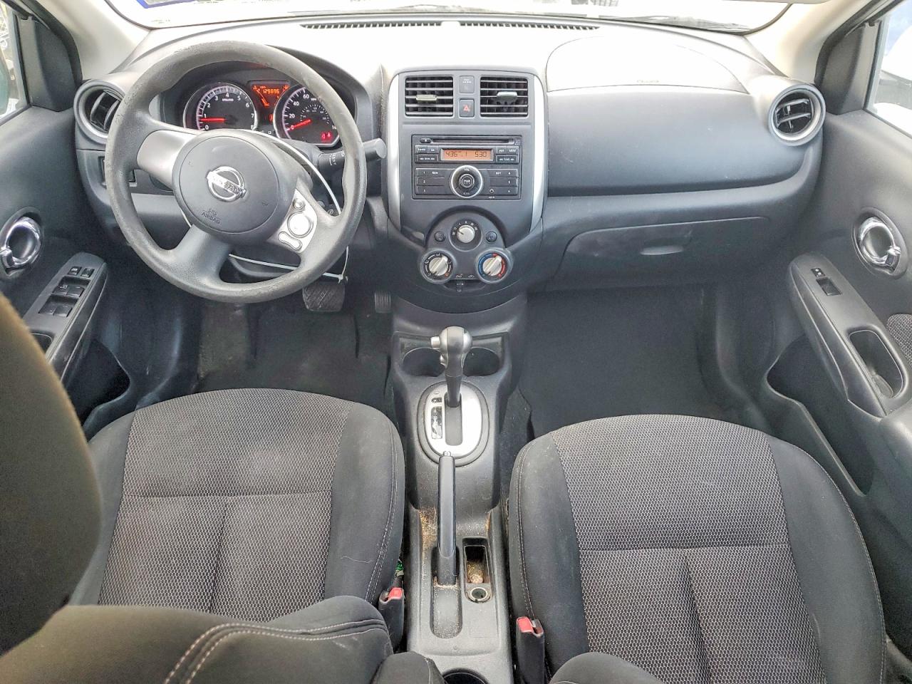 2014 NISSAN VERSA S photo 8