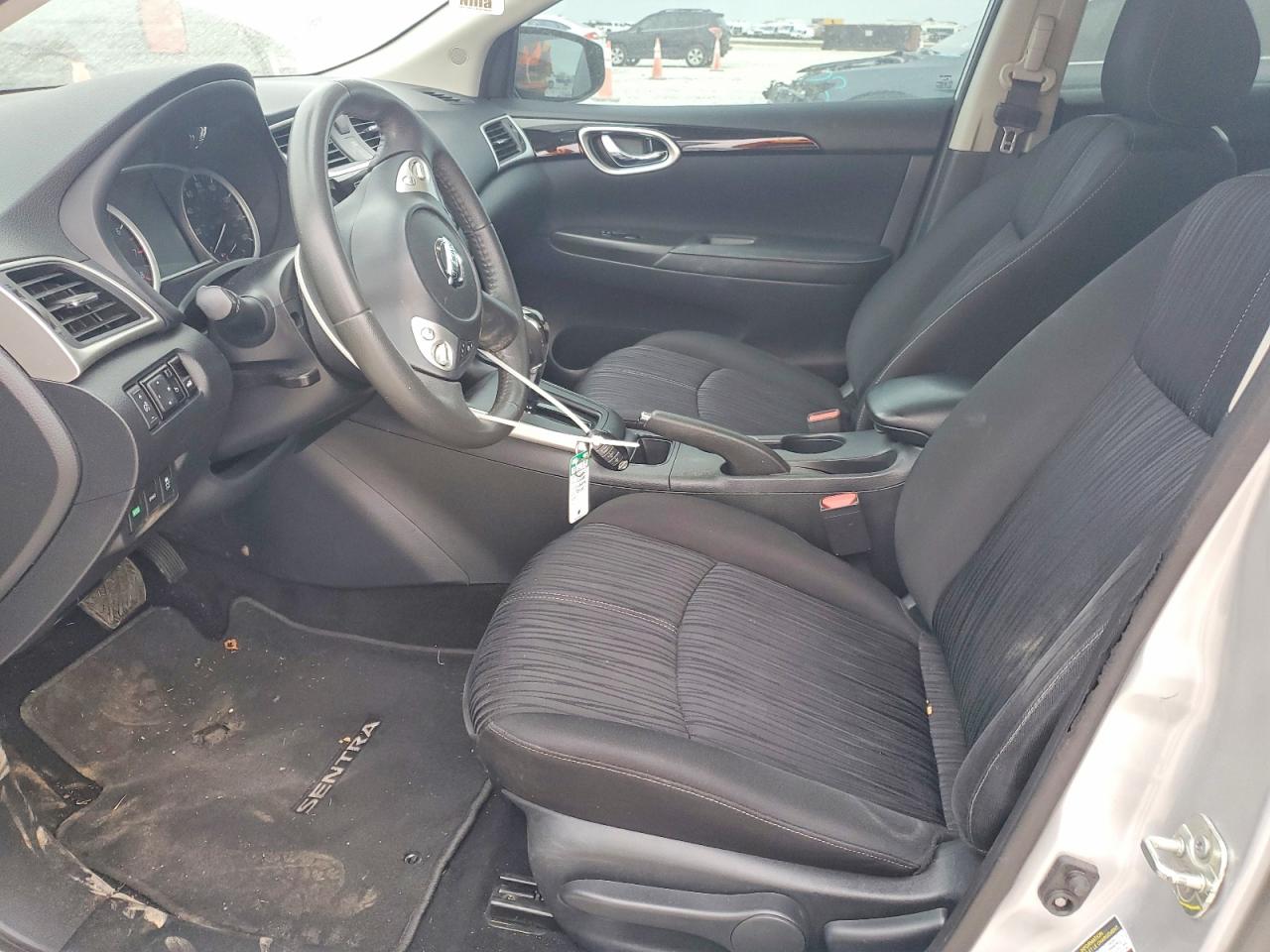 2017 NISSAN SENTRA S photo 7