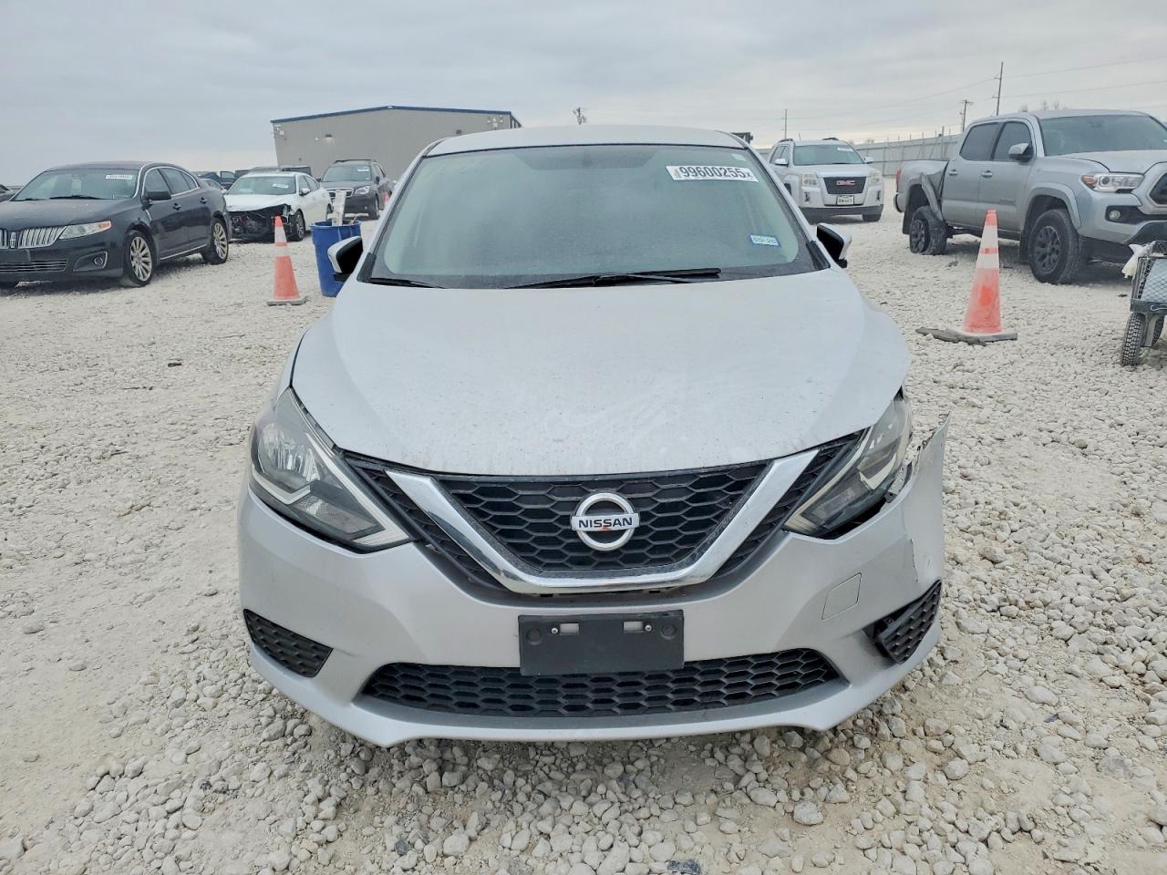 2017 NISSAN SENTRA S photo 5