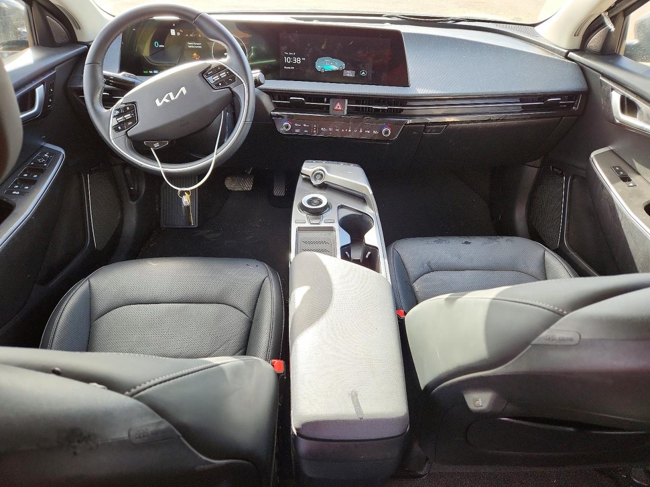 2022 KIA EV6 LIGHT photo 8