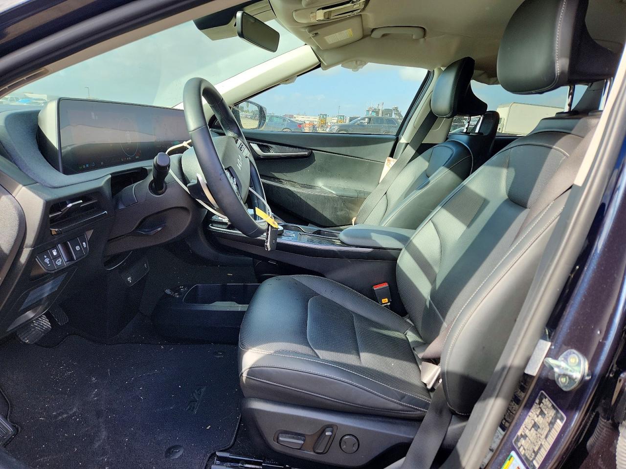 2022 KIA EV6 LIGHT photo 7