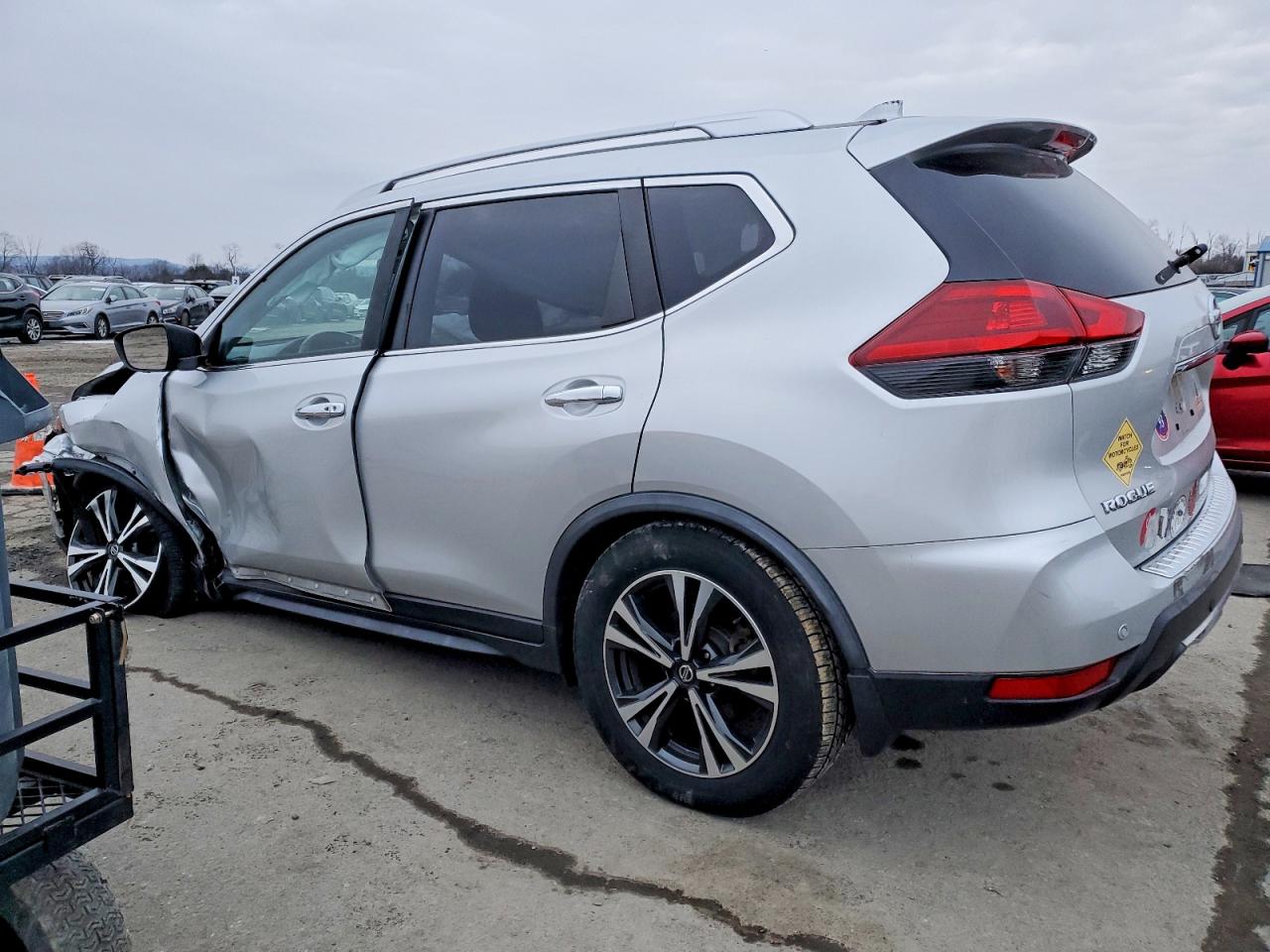 2020 NISSAN ROGUE S photo 2