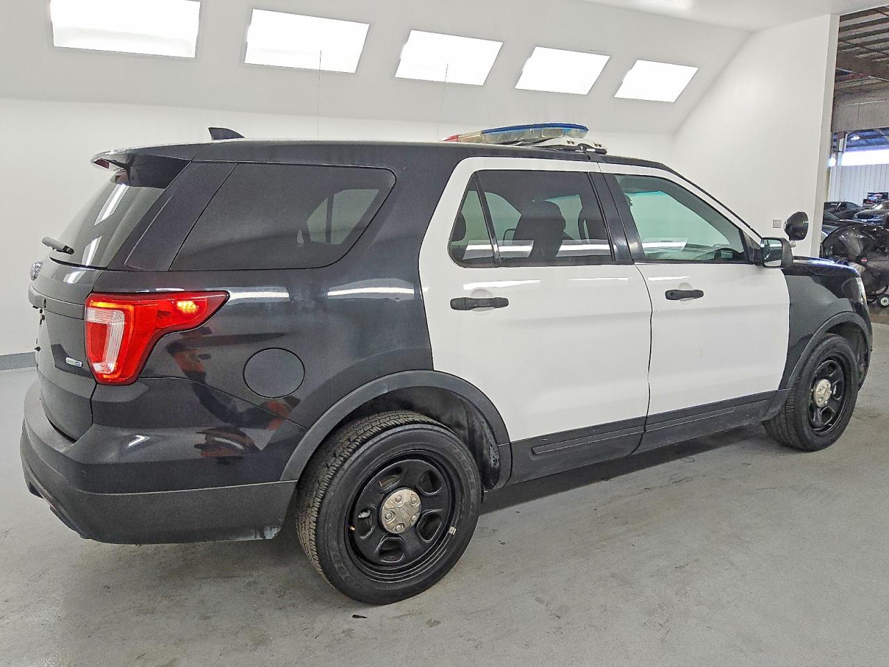 2016 FORD EXPLORER POLICE INTERCEPTOR photo 3