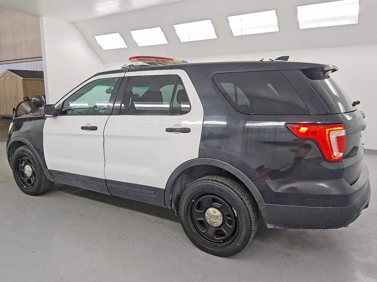 2016 FORD EXPLORER POLICE INTERCEPTOR photo 2