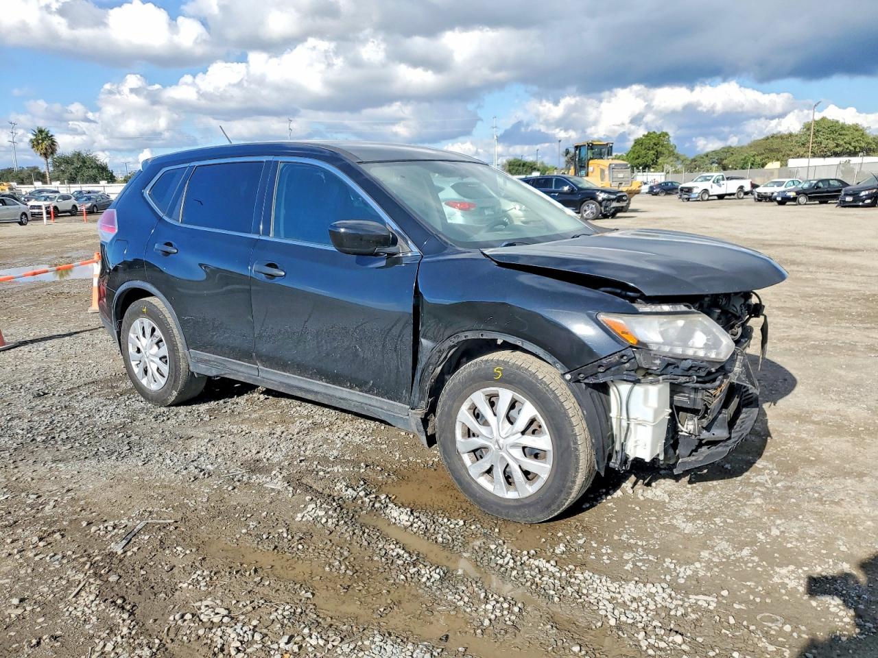 2016 NISSAN ROGUE S photo 4