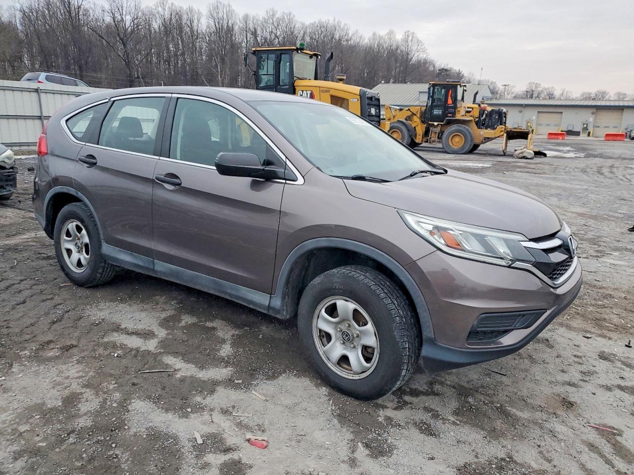 2015 HONDA CR-V LX photo 4