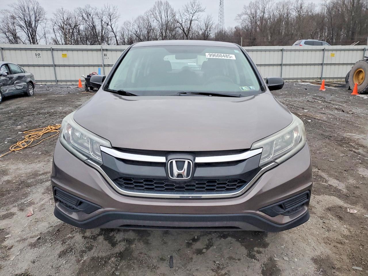 2015 HONDA CR-V LX photo 5